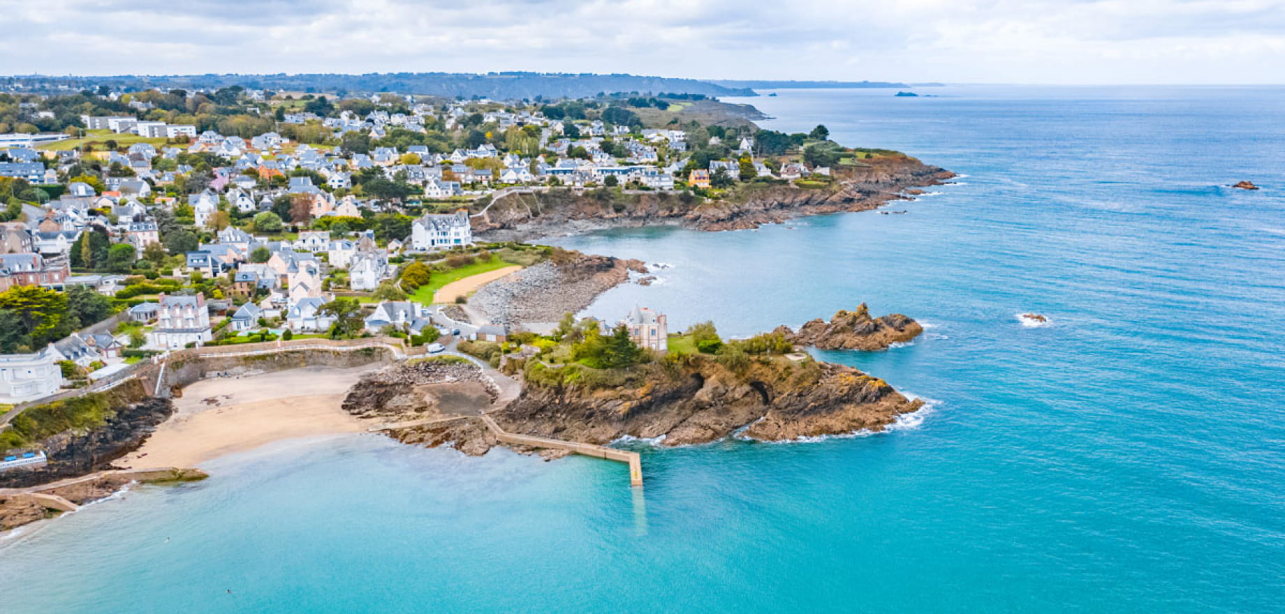 vue-drone-de-la-pointe-de-isnain-t-poriel-1840×880